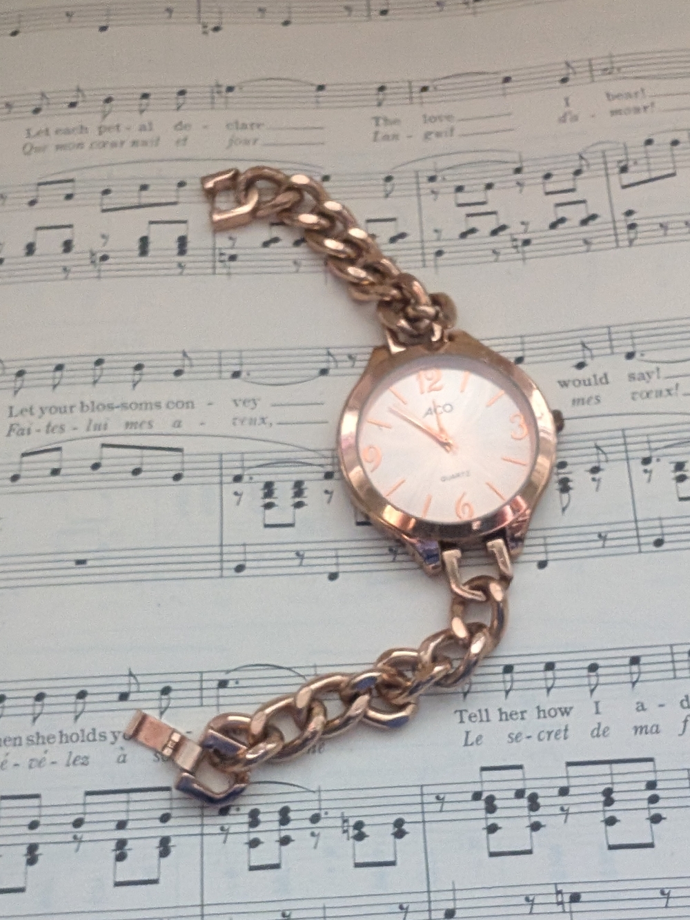 ACO Rose Gold Chain-Link Quartz Watch - Picture 5 of 7